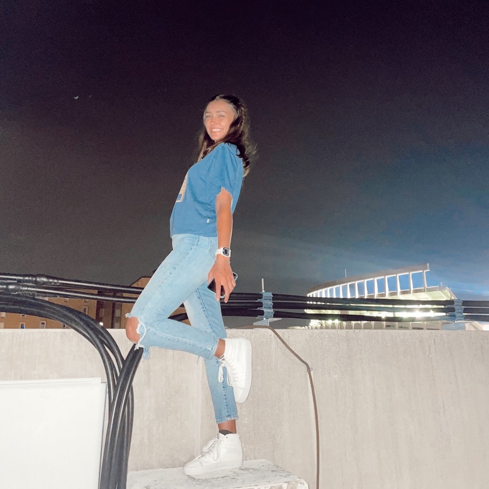 Meet your Posher, Alyssa